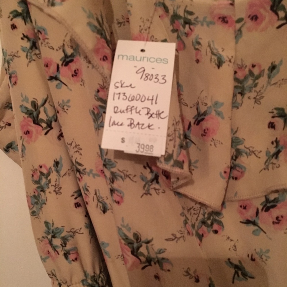 Maurices- Floral Print Dress Size 3 Ruffle Front. - Picture 6 of 6